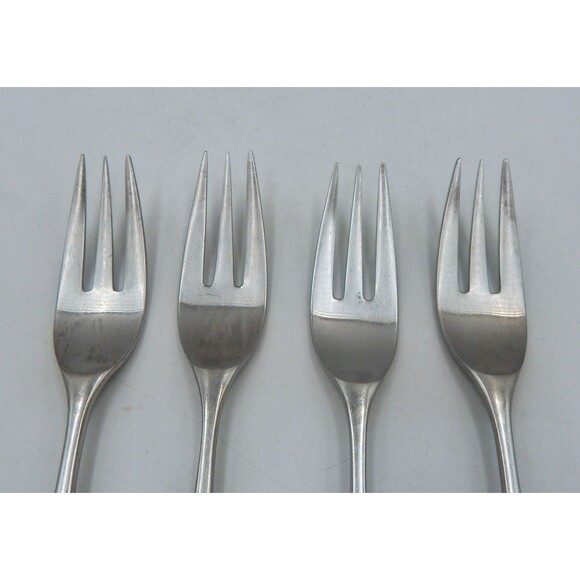 Towle Lauffer Magnum Stainless Flatware 18/8 Set 4 Salad Forks Japan 7 Inch - Picture 3 of 10